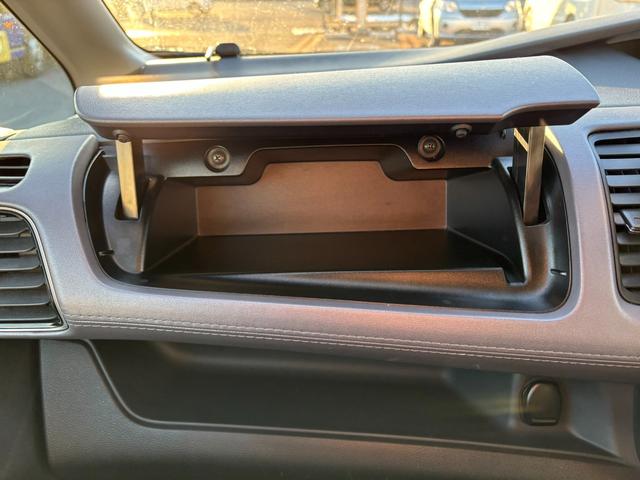 セレナ 純正ナビ 純正フリップダウンモニター アラウンドビューモニター プロパイロット 両側パワースライドドア レーダークルーズコントロール デジタルインナーミラー エマージェンシーブレーキ コーナーセンサー(62枚目)