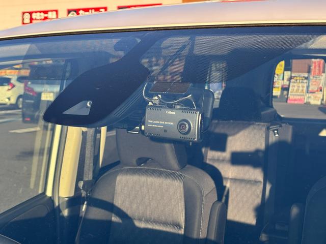 セレナ 純正ナビ 純正フリップダウンモニター アラウンドビューモニター プロパイロット 両側パワースライドドア レーダークルーズコントロール デジタルインナーミラー エマージェンシーブレーキ コーナーセンサー(63枚目)