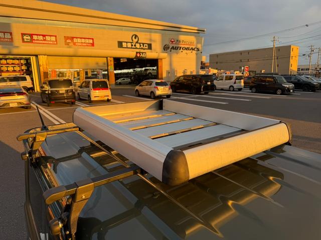 ジムニー ＸＣ　ワンオーナー　パートタイム４ＷＤ　ブレーキＬＳＤ　ヒルディセントコントロール　衝突軽減ブレーキ　車線逸脱警報　シートヒーター　１ＤＩＮ／ＣＤデッキＢｌｕｅｔｏｏｔｈ接続　ＬＥＤヘッドライト　ＥＴＣ（11枚目）