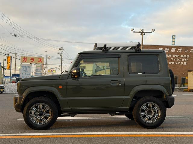 ジムニー ＸＣ　ワンオーナー　パートタイム４ＷＤ　ブレーキＬＳＤ　ヒルディセントコントロール　衝突軽減ブレーキ　車線逸脱警報　シートヒーター　１ＤＩＮ／ＣＤデッキＢｌｕｅｔｏｏｔｈ接続　ＬＥＤヘッドライト　ＥＴＣ（17枚目）