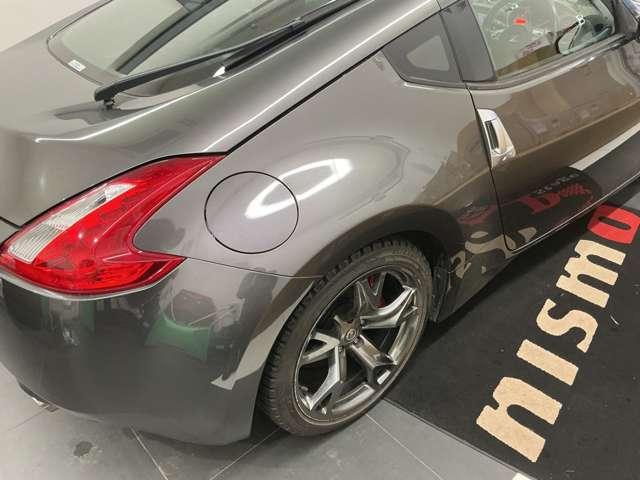 フェアレディＺ ３．７　４０ｔｈアニバーサリー　６速マニュアル　サイドエアバック　ＡＢＳ　アルミホイール　パワーステアリング　ナビ　ＥＴＣ　インテリキー　ＨＤＤナビ（15枚目）