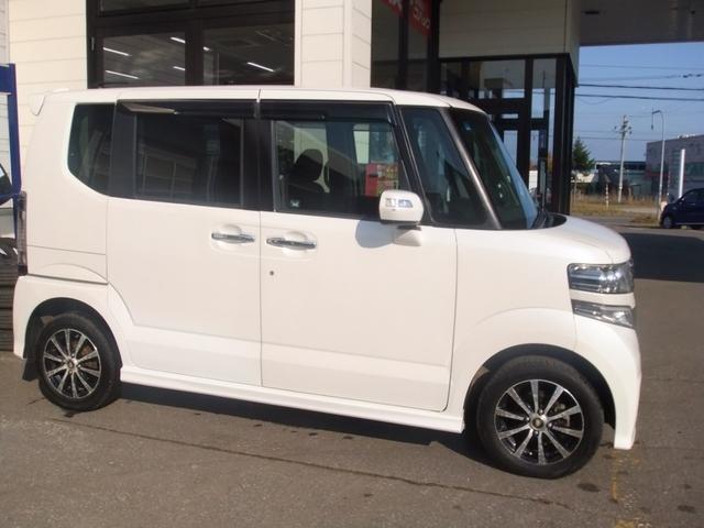 N-BOXカスタム G・Lパッケージ 4WD ナビTV バックカメラ 左パワースライドドア エンジンスターター(4枚目)
