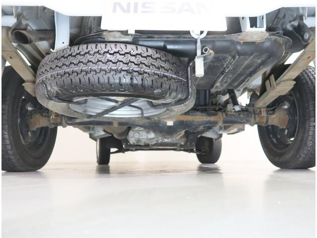 ハイゼットトラック ジャンボスタンダード　６６０　ジャンボ　スタンダード　３方開　４ＷＤ　寒冷地仕様　キーレスエントリー　ワンオーナー　エアバッグ　エアコン　パワーステアリング　パワーウィンドウ　ＣＤ　ＡＢＳ（63枚目）