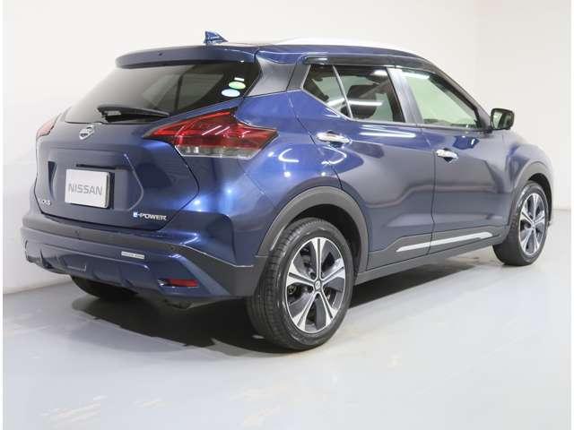 キックス Ｘ　１．２　Ｘ　（ｅ－ＰＯＷＥＲ）　衝突軽減ブレ－キ　踏み間違い衝突防止アシスト　メモリーナビ　ＥＴＣ　バックカメラ　アルミホイール　フルセグ　全周囲カメラ　アダプティブクルーズコントロール　ワンオーナー（5枚目）