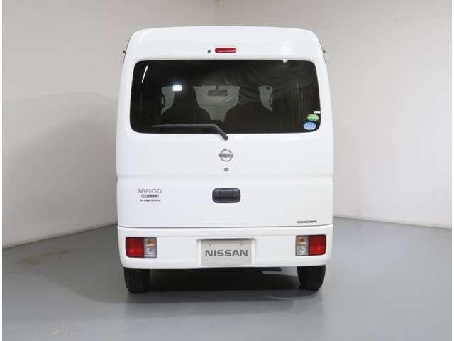 NV100クリッパーバン DX 660 DX ハイルーフ 4WD エアコン パワステ キ-レス プライバシーガラス 寒冷地仕様 衝突安全ボディ ワンオーナー エアバッグ ABS(9枚目)