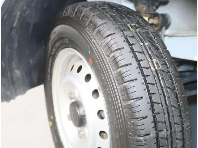 NV100クリッパーバン DX 660 DX ハイルーフ 4WD エアコン パワステ キ-レス プライバシーガラス 寒冷地仕様 衝突安全ボディ ワンオーナー エアバッグ ABS(18枚目)