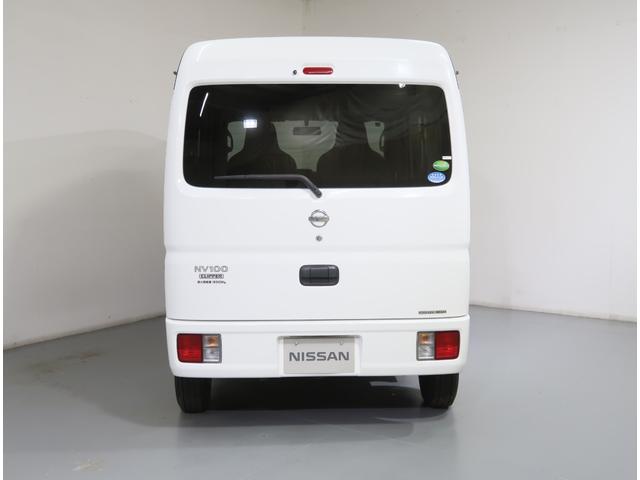 NV100クリッパーバン DX 660 DX ハイルーフ 4WD エアコン パワステ キ-レス プライバシーガラス 寒冷地仕様 衝突安全ボディ ワンオーナー エアバッグ ABS(28枚目)