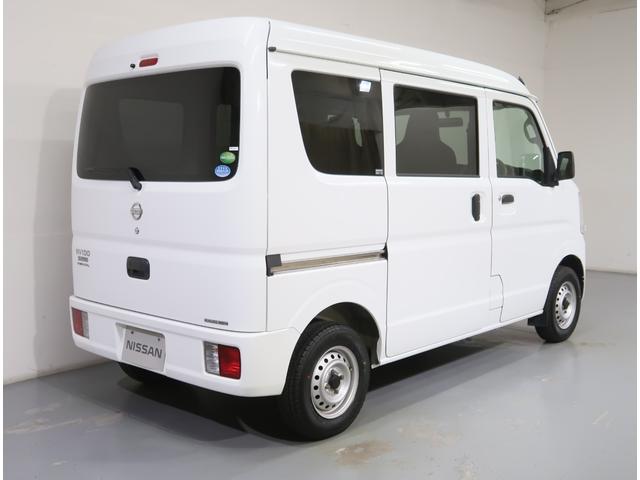 NV100クリッパーバン DX 660 DX ハイルーフ 4WD エアコン パワステ キ-レス プライバシーガラス 寒冷地仕様 衝突安全ボディ ワンオーナー エアバッグ ABS(31枚目)