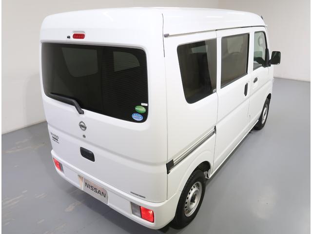 NV100クリッパーバン DX 660 DX ハイルーフ 4WD エアコン パワステ キ-レス プライバシーガラス 寒冷地仕様 衝突安全ボディ ワンオーナー エアバッグ ABS(32枚目)