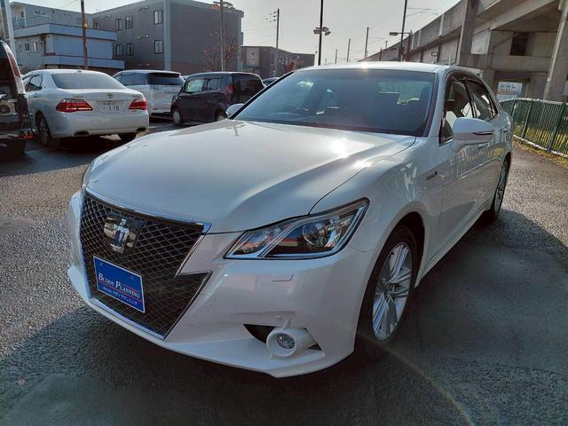 クラウンハイブリッド アスリートＧ　Ｆｏｕｒ　本州仕入　純正ＨＤＤナビフルセグテレビ　バックカメラ　本革シート　シートヒーター　クルーズコントロール　リアサンシェード　ＨＩＤ　アイドリングストップ　スマートキー　パワーシート　メモリーシート（3枚目）