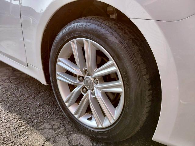 クラウンハイブリッド アスリートＧ　Ｆｏｕｒ　本州仕入　純正ＨＤＤナビフルセグテレビ　バックカメラ　本革シート　シートヒーター　クルーズコントロール　リアサンシェード　ＨＩＤ　アイドリングストップ　スマートキー　パワーシート　メモリーシート（31枚目）