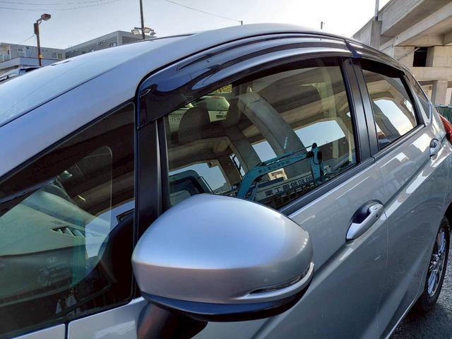 フィット １３Ｇ・Ｆパッケージ　４ＷＤ　ディスプレイオーディオ　ワンセグテレビ　バックカメラ　スマートキー　アイドリングストップ　寒冷地仕様　前席シートヒーター（23枚目）