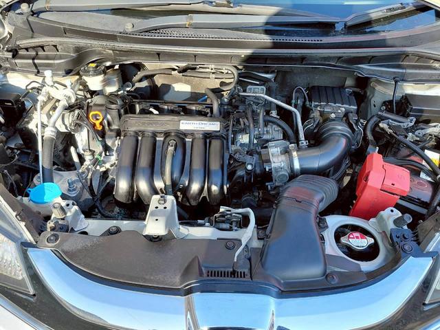 フィット １３Ｇ・Ｆパッケージ　４ＷＤ　ディスプレイオーディオ　ワンセグテレビ　バックカメラ　スマートキー　アイドリングストップ　寒冷地仕様　前席シートヒーター（31枚目）