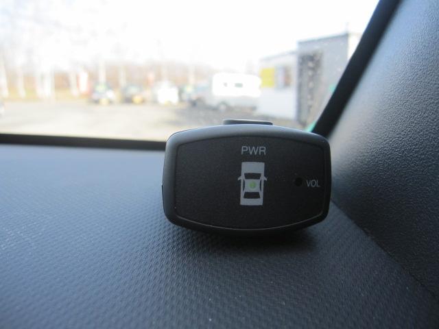 シエンタ DICE 4WD 純正ナビ 地デジテレビ DVD再生 バックカメラ ドライブレコーダー キーレス エンジンスターター 下回り塗装 ETC HIDライト 両側パワースライドドア アルミホイール コーナーセンサー(11枚目)