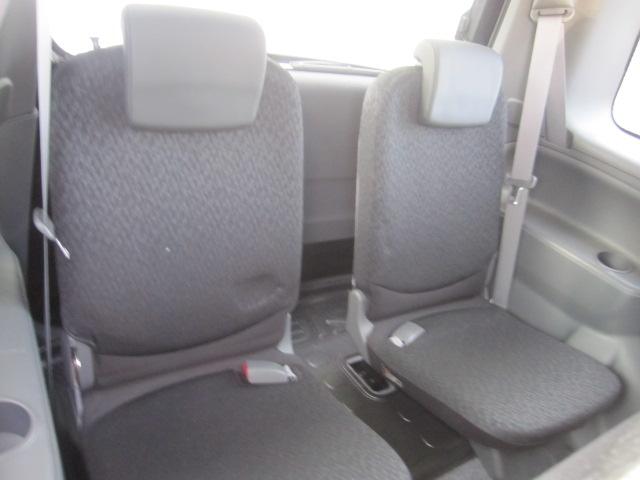 シエンタ DICE 4WD 純正ナビ 地デジテレビ DVD再生 バックカメラ ドライブレコーダー キーレス エンジンスターター 下回り塗装 ETC HIDライト 両側パワースライドドア アルミホイール コーナーセンサー(17枚目)