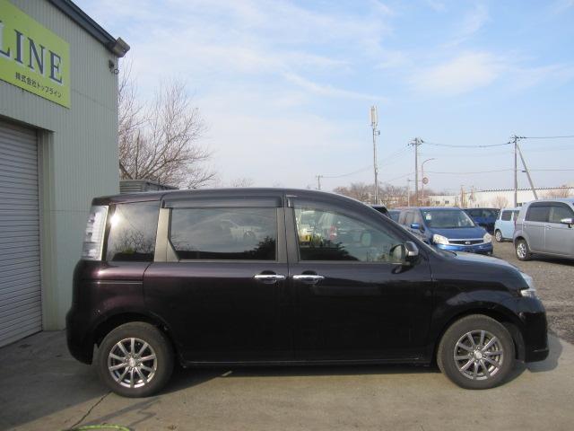 シエンタ DICE 4WD 純正ナビ 地デジテレビ DVD再生 バックカメラ ドライブレコーダー キーレス エンジンスターター 下回り塗装 ETC HIDライト 両側パワースライドドア アルミホイール コーナーセンサー(22枚目)