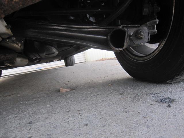 シエンタ DICE 4WD 純正ナビ 地デジテレビ DVD再生 バックカメラ ドライブレコーダー キーレス エンジンスターター 下回り塗装 ETC HIDライト 両側パワースライドドア アルミホイール コーナーセンサー(30枚目)