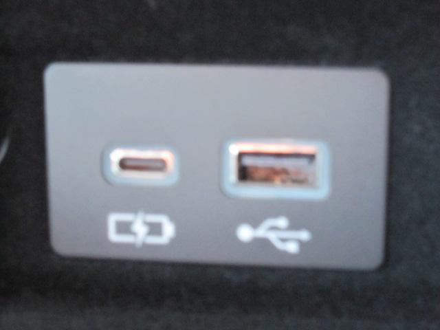 NX NX350 Fスポーツ 4WD ワンオーナー 純正ナビ 地デジテレビ ブルートゥース バック全周囲カメラ ドライブレコーダー エンジンスターター ETC 革シート LEDヘッドライト 20インチアルミ スマートキー(18枚目)