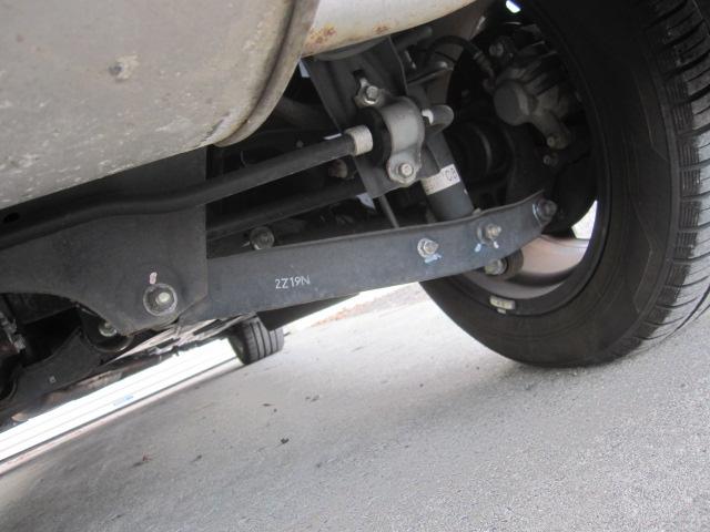 ＸＶ ２．０ｉ－Ｌ　４ＷＤ　ワンオーナー　社外ナビ　地デジテレビ　ＤＶＤ再生　ブルートゥース　バックカメラ　ドライブレコーダー　ＥＴＣ　プッシュスタート　スマートキー　ＨＩＤライト　パワーシート（35枚目）