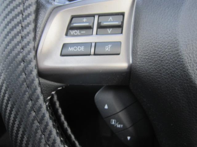 フォレスター ２．０ｉ－Ｌ　アイサイト　４ＷＤ　純正ナビ　地デジテレビ　ＤＶＤ再生　ブルートゥース　バックカメラ　ドライブレコーダー　プッシュスタート　ＥＴＣ　ＨＩＤライト　サンルーフ　クルーズコントロール　シートヒーター　バドルシフト（11枚目）