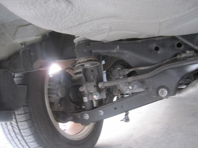 フォレスター ２．０ｉ－Ｌ　アイサイト　４ＷＤ　純正ナビ　地デジテレビ　ＤＶＤ再生　ブルートゥース　バックカメラ　ドライブレコーダー　プッシュスタート　ＥＴＣ　ＨＩＤライト　サンルーフ　クルーズコントロール　シートヒーター　バドルシフト（34枚目）