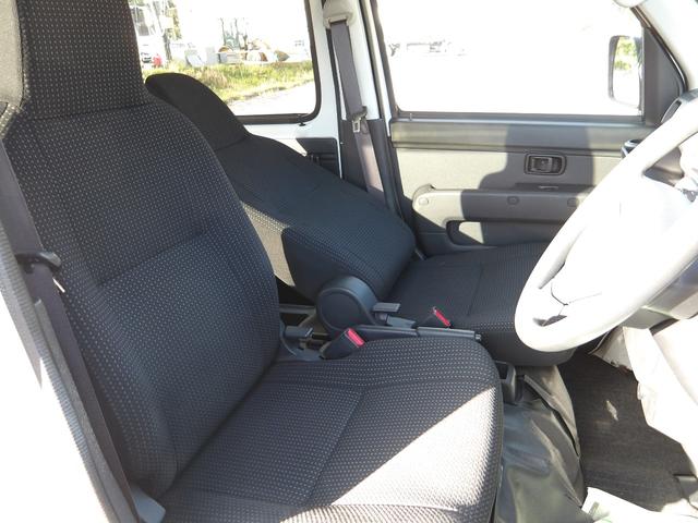 ハイゼットカーゴ DX SAIII LEDヘッドライト オ-トライト キ-レスエントリー パワ-ウインドウ エアコン CDチュ-ナ- Wエアバック パートタイム4WD 社外バックモニタ-(33枚目)