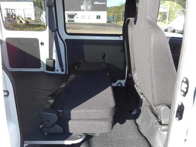 ハイゼットカーゴ DX SAIII LEDヘッドライト オ-トライト キ-レスエントリー パワ-ウインドウ エアコン CDチュ-ナ- Wエアバック パートタイム4WD 社外バックモニタ-(35枚目)