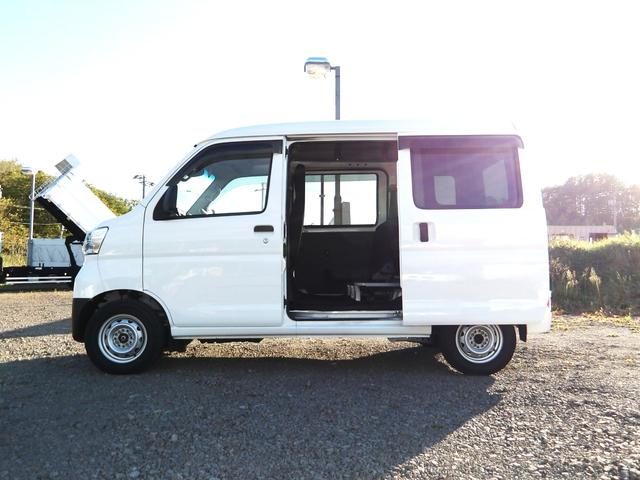 ハイゼットカーゴ DX SAIII LEDヘッドライト オ-トライト キ-レスエントリー パワ-ウインドウ エアコン CDチュ-ナ- Wエアバック パートタイム4WD 社外バックモニタ-(54枚目)