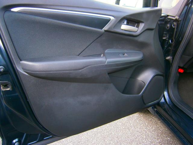 HONDA FIT 13G F COMFORT EDITION