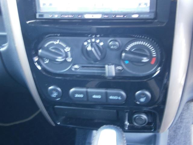ジムニー ランドベンチャー 4WD 社外ナビ フルセグTV 社外アルミスタッドレスタイヤ ETC ウィンカーミラー フロントフォグランプ(12枚目)