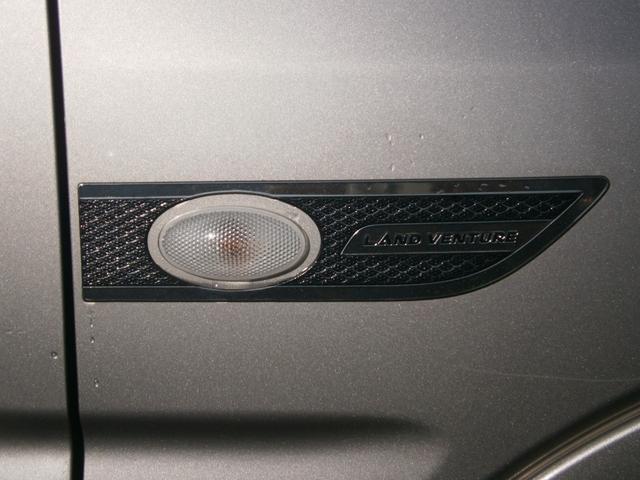 ジムニー ランドベンチャー 4WD 社外ナビ フルセグTV 社外アルミスタッドレスタイヤ ETC ウィンカーミラー フロントフォグランプ(22枚目)