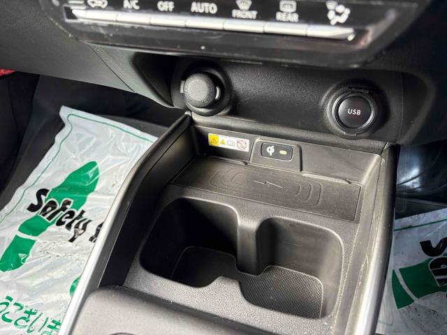 フロンクス ベースグレード　４ＷＤ　全周囲カメラ　クリアランスソナー　オートクルーズコントロール　レーンアシスト　衝突被害軽減システム　ナビ　オートライト　ＬＥＤヘッドランプ　アルミホイール　スマートキー　アイドリングストップ（41枚目）