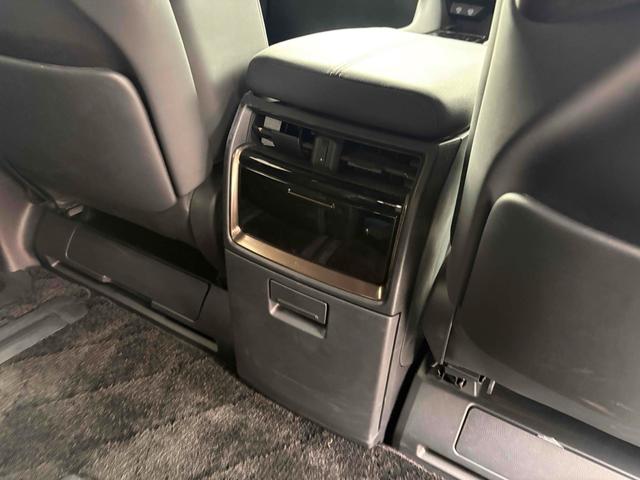 アルファードハイブリッド Ｚ　４ＷＤ　ドライブレコーダー　全周囲カメラ　ナビ　クリアランスソナー　オートクルーズコントロール　レーンアシスト　衝突被害軽減システム　両側電動スライドドア　オートマチックハイビーム　オートライト（35枚目）