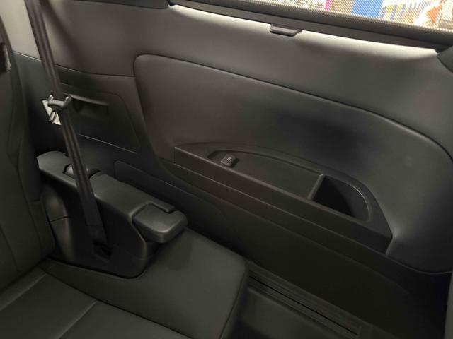 アルファードハイブリッド Ｚ　４ＷＤ　ドライブレコーダー　全周囲カメラ　ナビ　クリアランスソナー　オートクルーズコントロール　レーンアシスト　衝突被害軽減システム　両側電動スライドドア　オートマチックハイビーム　オートライト（39枚目）