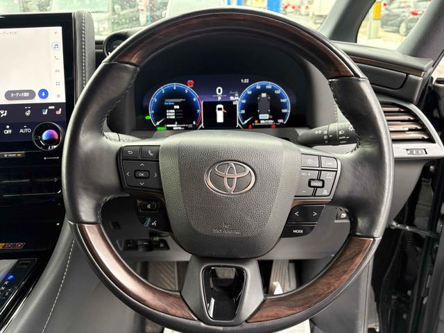 アルファードハイブリッド Ｚ　４ＷＤ　ドライブレコーダー　全周囲カメラ　ナビ　クリアランスソナー　オートクルーズコントロール　レーンアシスト　衝突被害軽減システム　両側電動スライドドア　オートマチックハイビーム　オートライト（42枚目）