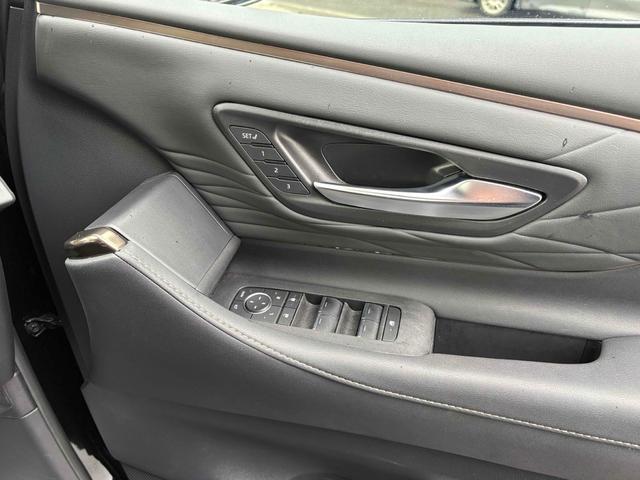 アルファードハイブリッド Ｚ　４ＷＤ　ドライブレコーダー　全周囲カメラ　ナビ　クリアランスソナー　オートクルーズコントロール　レーンアシスト　衝突被害軽減システム　両側電動スライドドア　オートマチックハイビーム　オートライト（59枚目）