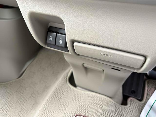 エブリイワゴン ＰＺターボ　４ＷＤ　両側スライド・片側電動　クリアランスソナー　レーンアシスト　衝突被害軽減システム　オートライト　ＬＥＤヘッドランプ　スマートキー　アイドリングストップ　電動格納ミラー　シートヒーター（40枚目）