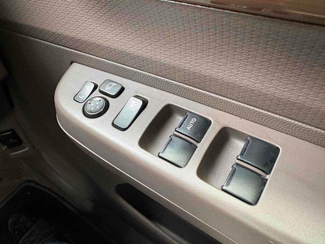 アルトラパンショコラ Ｘ　４ＷＤ　オートライト　ＨＩＤ　スマートキー　アイドリングストップ　電動格納ミラー　シートヒーター　ベンチシート　ＣＶＴ　盗難防止システム　ＡＢＳ　ＣＤ　ＵＳＢ　衝突安全ボディ　エアコン（37枚目）