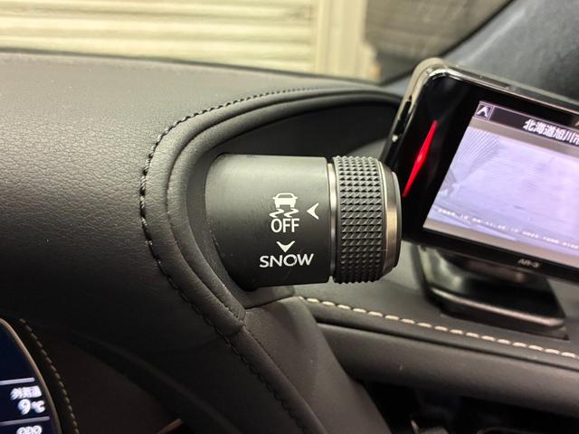 ＬＳ ＬＳ５００ｈ　バージョンＬ　夏冬タイヤ　追従クルコン　サンルーフ　衝突軽減　ドラレコ　エンスタ　電動リアゲート　デジタルインナーミラー　Ｂカメラ　全方位カメラ　コーナーセンサー　シートＡＣ　純正ナビ（41枚目）
