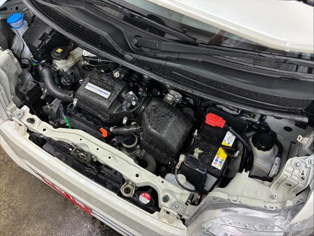 N-BOX G・Lパッケージ 夏冬タイヤ ドラレコ Bカメラ 前席シートヒーター 純正ナビ 片側電動スライドドア 横滑り防止(16枚目)