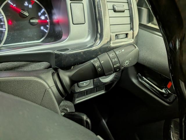 ハイエースワゴン ＧＬ　夏冬タイヤ　エンスタ　ヒッチメンバー　Ｂカメラ　キーレス　純正ナビ　ドラレコ　片側スライドドア（37枚目）