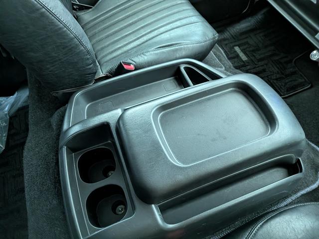 ハイエースワゴン ＧＬ　夏冬タイヤ　エンスタ　ヒッチメンバー　Ｂカメラ　キーレス　純正ナビ　ドラレコ　片側スライドドア（42枚目）