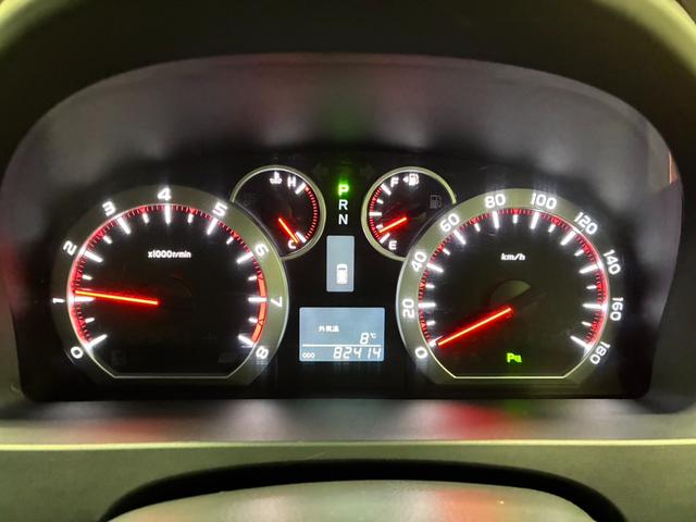 アルファード ２４０Ｓ　プライムセレクションＩＩ　夏冬タイヤ　クルコン　エンスタ　電動リアゲート　フリップダウンモニター　コーナーセンサー　社外ナビ　両側電動スライドドア　横滑り防止（17枚目）