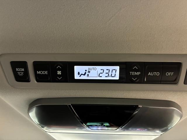 アルファード ２４０Ｓ　プライムセレクションＩＩ　夏冬タイヤ　クルコン　エンスタ　電動リアゲート　フリップダウンモニター　コーナーセンサー　社外ナビ　両側電動スライドドア　横滑り防止（35枚目）