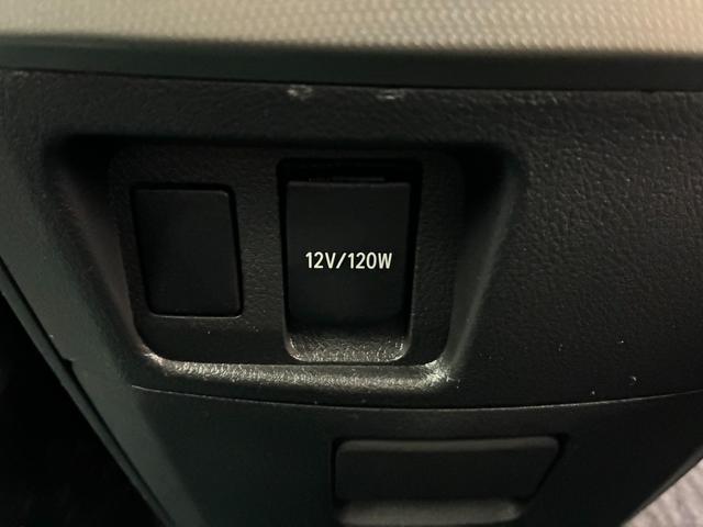 アルファード ２４０Ｓ　プライムセレクションＩＩ　夏冬タイヤ　クルコン　エンスタ　電動リアゲート　フリップダウンモニター　コーナーセンサー　社外ナビ　両側電動スライドドア　横滑り防止（46枚目）