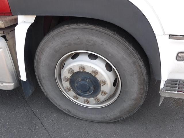 クオン ダンプ　８．７ｔ　３５０馬力　電動パタンコ付（9枚目）