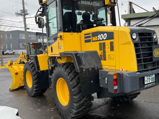 日本 コマツ WA100 7型 2600アワー(3枚目)