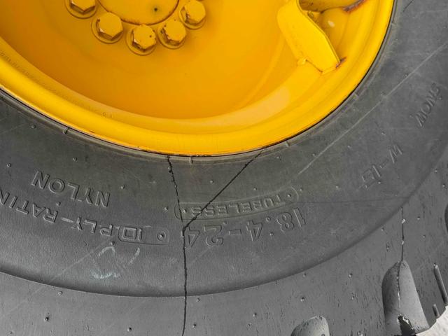 日本 コマツ WA100 7型 2600アワー(9枚目)