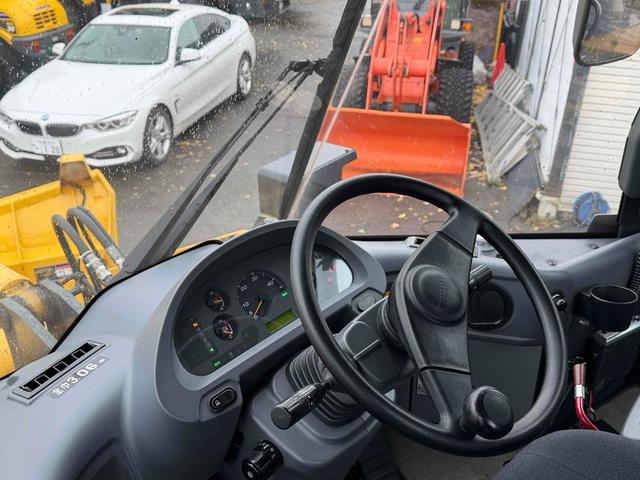 日本 コマツ WA100 7型 2600アワー(12枚目)