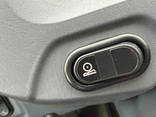 日本 コマツ WA100 7型 2600アワー(15枚目)